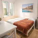 Comfortable 1-bedroom Дом отдыха