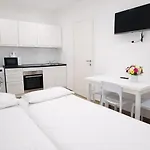 Holiday home Comfortable 1-bedroom *