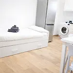 Comfortable 1-bedroom Holiday home *