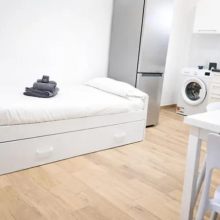 Comfortable 1-bedroom Σπίτι διακοπών *