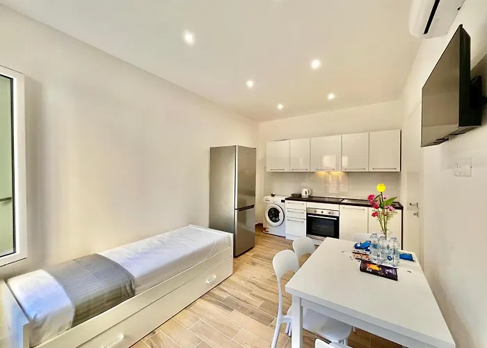 Tatil Evi Comfortable 1-Bedroom Central Menton