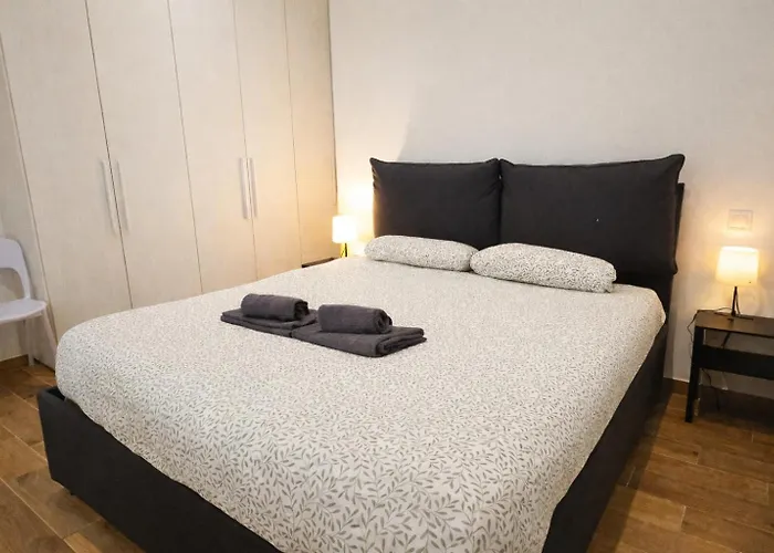 Comfortable 1-bedroom * Ментона